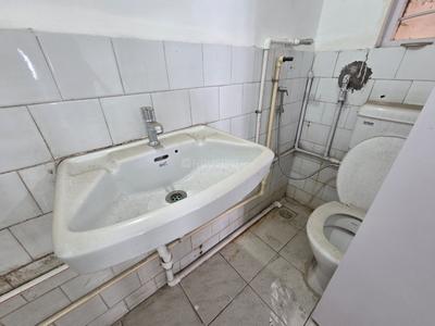 Image of 1400 Sq.ft 2 BHK Apartment / Flat for rent in Camp, Pune for Rs. 30000