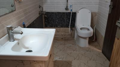 Image of 1600 Sq.ft 4 BHK Apartment / Flat for sale in Vasant Kunj, New Delhi for Rs. 18500000