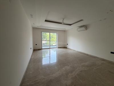 Hall Image of 11000 Sq.ft 9 BHK Independent House for sale in Sector 36 Noida for Rs. 140000000