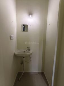 Bathroom Image of 600 Sq.ft 1 BHK Builder Floor for rent in Doddanekundi Bengaluru for Rs. 20000