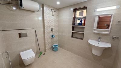 Image of 1200 Sq.ft 2 BHK Apartment / Flat for rent in Sector 16A Dwarka, New Delhi for Rs. 43000
