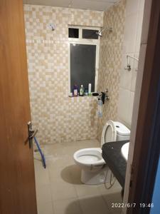 Bathroom Image of 1084 Sq.ft 2.5 BHK Apartment / Flat for rent in Nimbus The Golden Palms, Sector 168 Noida for Rs. 31000