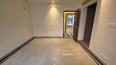 Bedroom Image of 2400 Sq.ft 3 BHK Apartment / Flat for sale in Central Park Resorts, Sector 48 Gurgaon for Rs. 72500000