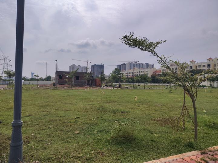 Siruseri Main Image 1