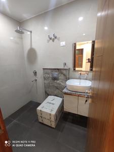 Bathroom Image of 1665 Sq.ft 3 BHK Builder Floor for sale in Paschim Vihar New Delhi for Rs. 27500000
