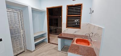 Balcony Image of 1400 Sq.ft 4 BHK Apartment / Flat for rent in Sector 13 Gurgaon for Rs. 28000
