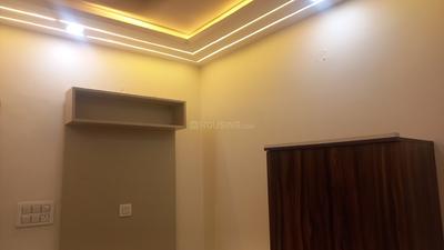 Bedroom Image of 1010 Sq.ft 3 BHK Builder Floor for rent in Sector 16 Rohini New Delhi for Rs. 32000