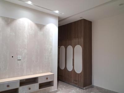Bedroom Image of 1801 Sq.ft 3 BHK Builder Floor for sale in Paschim Vihar New Delhi for Rs. 32500000