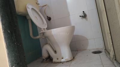 Bathroom Image of 625 Sq.ft 1 BHK Apartment / Flat for rent in Ratna Enclave, Kalamboli Navi Mumbai for Rs. 18000
