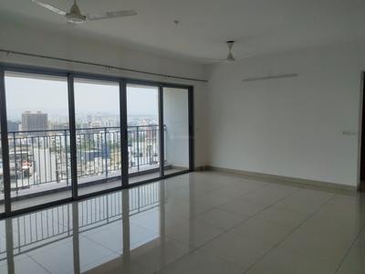 Living Room Image of 1350 Sq.ft 2.5 BHK Apartment / Flat for sale in Amanora Neo Towers, Hadapsar Pune for Rs. 19000000