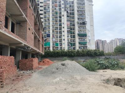 Image of 900 Sq.ft Residential Plot / Land for sale in Centrum Estates 76, Sector 76, Noida for Rs. 16200000
