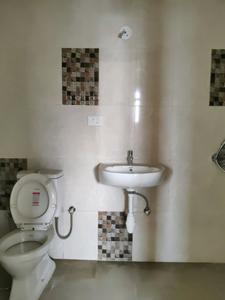 Common Bathroom Image of 1350 Sq.ft 3 BHK Apartment / Flat for sale in Oberoi Eternia Towers A to D, Mulund West Mumbai for Rs. 30000000