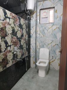 Common Bathroom Image of 780 Sq.ft 1 BHK Apartment / Flat for rent in Kondapur Hyderabad for Rs. 19000