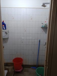 Bathroom Image of 1035 Sq.ft 2 BHK Builder Floor for sale in Model Town New Delhi for Rs. 12500000