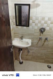 Bathroom Image of 670 Sq.ft 2 BHK Builder Floor for sale in Patel Nagar New Delhi for Rs. 6000000