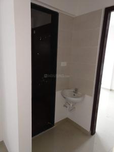 Bathroom Image of 647 Sq.ft 1 BHK Apartment / Flat for sale in DR Gavhane Destination Ostia Bldg A, Moshi Pune for Rs. 4100000