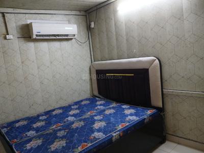 Bedroom Image of 600 Sq.ft 1 BHK Builder Floor for rent in Madhu Vihar New Delhi for Rs. 15000