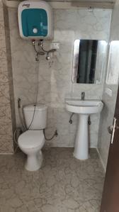 Image of 2750 Sq.ft 4 BHK Apartment / Flat for sale in Amrapali Heartbeat City, Sector 107, Noida for Rs. 31500000