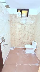 Bathroom Image of 1450 Sq.ft 3 BHK Apartment / Flat for rent in Balaji Parisar Phase II, Ayodhya Bypass Bhopal for Rs. 30000