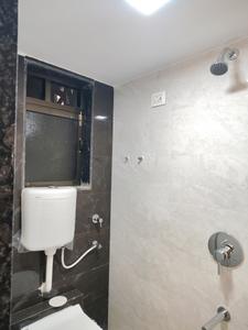 Common Bathroom Image of 935 Sq.ft 2 BHK Apartment / Flat for rent in Hiranandani Princeton CHS, Hiranandani Estate Thane for Rs. 50000