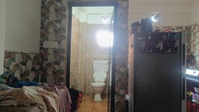 Bathroom Image of 750 Sq.ft 2 BHK Apartment / Flat for sale in Topsia Kolkata for Rs. 3200000