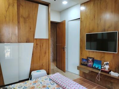 Bedroom Image of 1850 Sq.ft 4 BHK Apartment / Flat for sale in Runwal Elegante, Andheri West Mumbai for Rs. 87500000