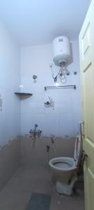 Bathroom Image of 1500 Sq.ft 2 BHK Apartment / Flat for rent in JP Nagar Bengaluru for Rs. 30000
