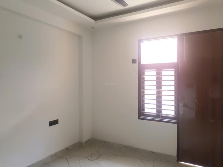 Neeraj Rani Apartment  Main Image 1