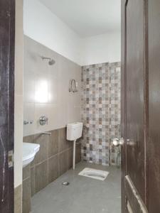 Common Bathroom Image of 2100 Sq.ft 4 BHK Apartment / Flat for sale in CGEWHO Kendriya Vihar, Phi II Greater Noida for Rs. 23002000