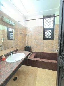 Image of 3500 Sq.ft 3.5 BHK Independent House for rent in Sector 40, Noida for Rs. 125000