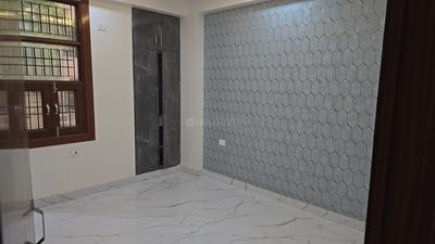 Bedroom Image of 1100 Sq.ft 3 BHK Builder Floor for sale in Shalimar Garden Ghaziabad for Rs. 8500000