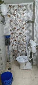 Bathroom Image of 240 Sq.ft 1 RK Apartment / Flat for rent in Varanasi Cantonment Varanasi for Rs. 15000
