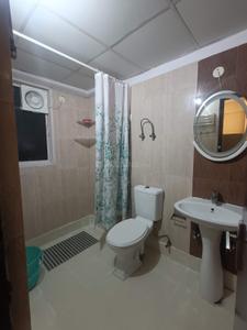 Bathroom Image of 1150 Sq.ft 2.5 BHK Apartment / Flat for sale in Skytech Matrott, Sector 76 Noida for Rs. 13500000