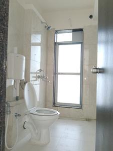 Common Bathroom Image of 500 Sq.ft 1 BHK Apartment / Flat for rent in Puraniks City Reserva Phase 1, Kasarvadavali Thane for Rs. 16000