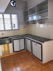 Kitchen Image of 980 Sq.ft 2 BHK Independent House for rent in Halasuru Bengaluru for Rs. 22000