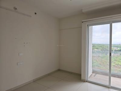 Bedroom Image of 1050 Sq.ft 2 BHK Apartment / Flat for rent in Majestique Towers East, Kharadi Pune for Rs. 35500