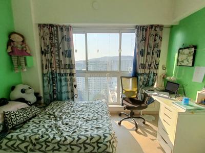 Bedroom Image of 2450 Sq.ft 4 BHK Apartment / Flat for sale in Godrej The Trees Phase 2, Vikhroli East Mumbai for Rs. 107500000