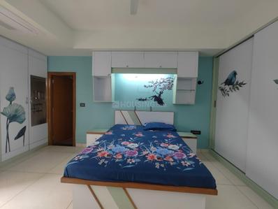 Bedroom Image of 3200 Sq.ft 4 BHK Apartment / Flat for rent in Adani Water Lily, Shantigram Ahmedabad for Rs. 78000