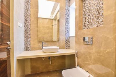Bathroom Image of 2600 Sq.ft 3 BHK Apartment / Flat for sale in The Arena Hiranandani Fortune City, Panvel Navi Mumbai for Rs. 25000000