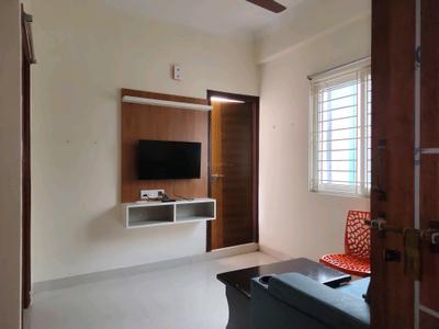 Living Room Image of 655 Sq.ft 1 BHK Apartment / Flat for rent in Kondapur Hyderabad for Rs. 25000