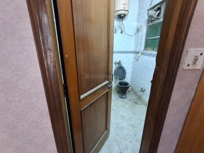 Image of 950 Sq.ft 2 BHK Apartment / Flat for sale in Antariksha Apartments, Vikaspuri, New Delhi for Rs. 10000000