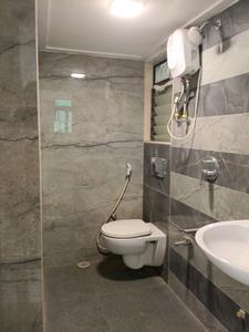 Common Bathroom Image of 711 Sq.ft 1 BHK Apartment / Flat for sale in Mira Road East Mira Bhayandar for Rs. 6711000