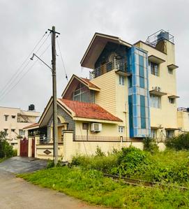 Image of 12000 Sq.ft 4 BHK Independent House for rent in Halehalli, Chikkamagaluru for Rs. 50000