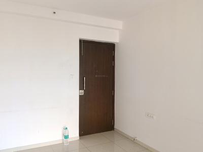 Living Room Image of 700 Sq.ft 1.5 BHK Apartment / Flat for rent in Godrej Emerald, Thane West Thane for Rs. 20500
