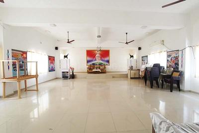 Hall Image of 4050 Sq.ft 6 BHK Independent House for sale in Khoraj Ahmedabad for Rs. 28000000