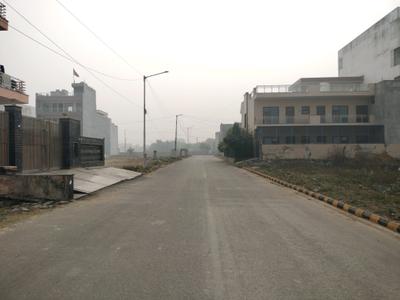 Image of 2250 Sq.ft Residential Plot / Land for sale in Sector 75, Faridabad for Rs. 33500000