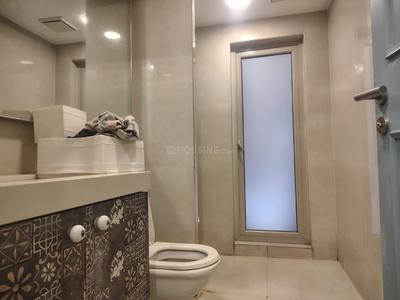 Bathroom Image of 1400 Sq.ft 3 BHK Apartment / Flat for sale in Hiranandani Estate Rodas Enclave, Hiranandani Estate Thane for Rs. 32000000