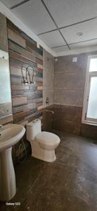 Image of 2400 Sq.ft 4.5 BHK Apartment / Flat for rent in Kunjwani, Jammu for Rs. 50000