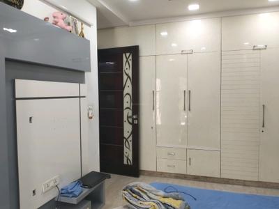Bedroom Image of 1700 Sq.ft 5 BHK Builder Floor for sale in Pitampura New Delhi for Rs. 39500000