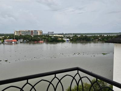 Balcony Image of 1700 Sq.ft 3 BHK Apartment / Flat for sale in ABAD Marine Plaza, Marine Drive Kochi for Rs. 16000000
